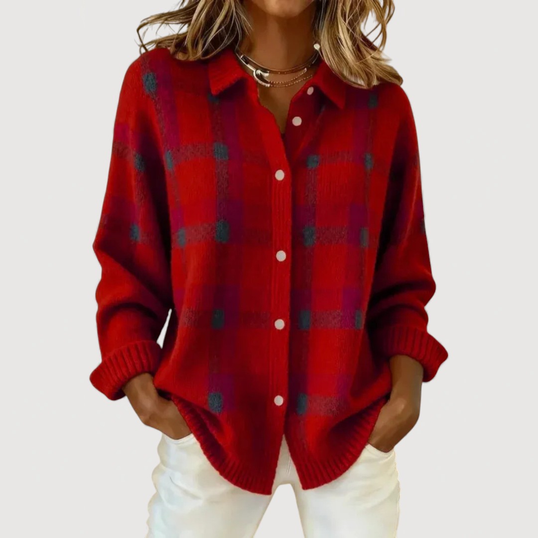 Fiora – Cosy Knit Shirt for Cold-Day Comfort