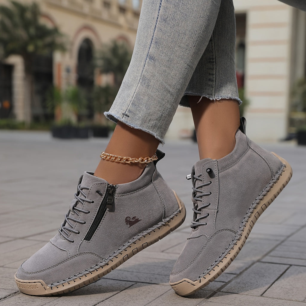 Mila – Comfortable orthopedic sneakers with a zipper