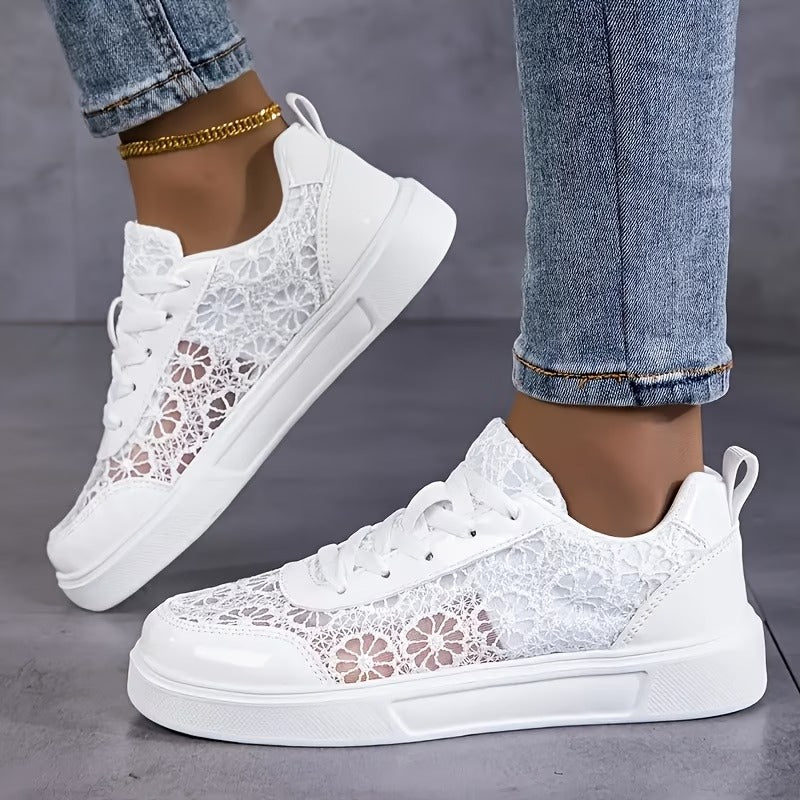 Dentelle | Floral Lace Sneakers