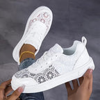 Dentelle | Floral Lace Sneakers