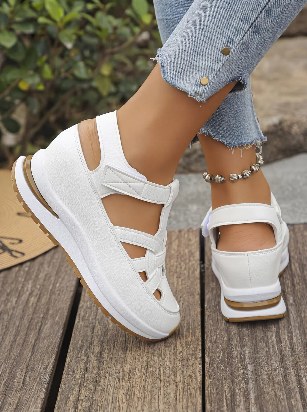 Duna - Comfortable wedge sandals for women