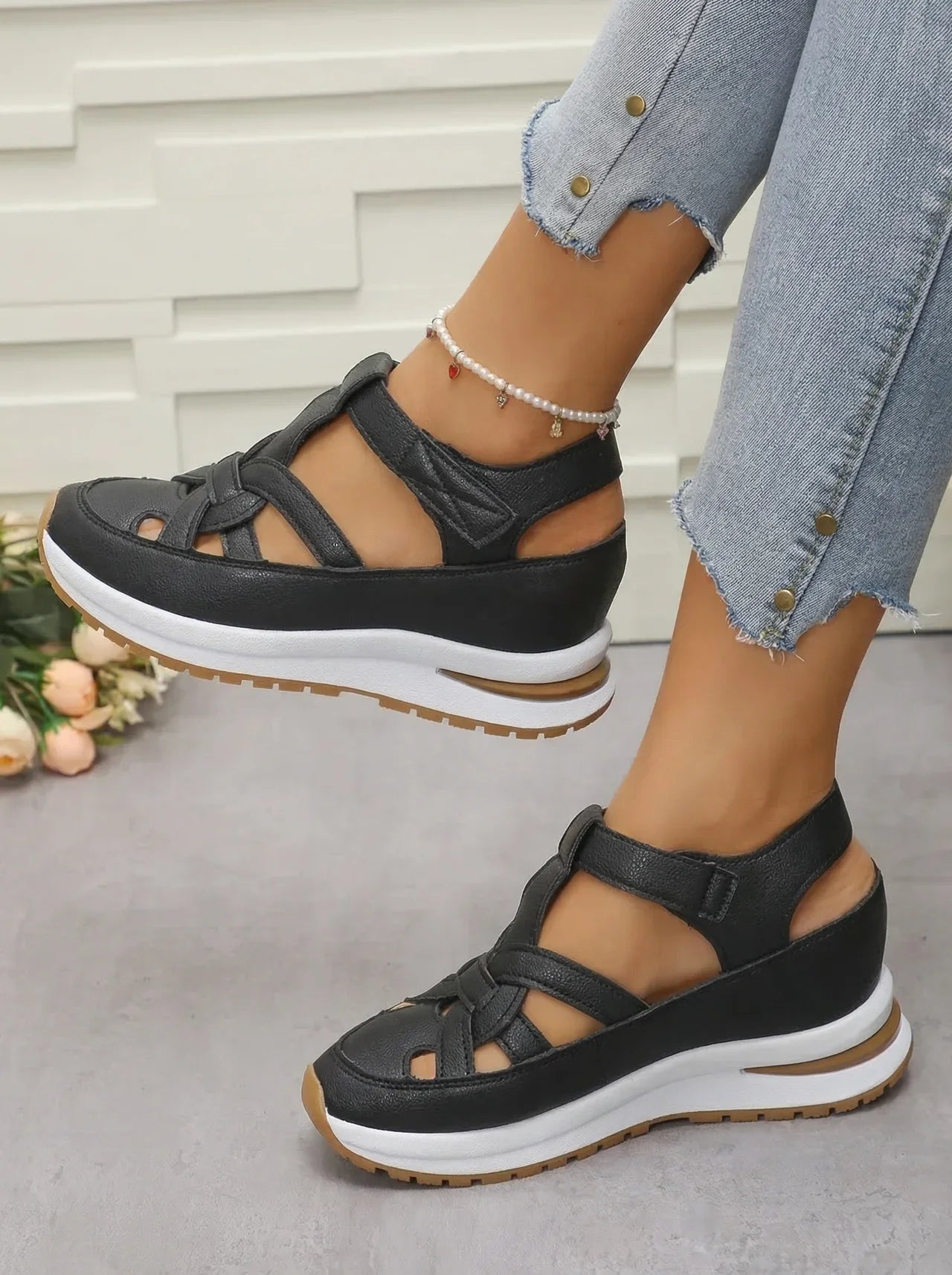 Duna - Comfortable wedge sandals for women