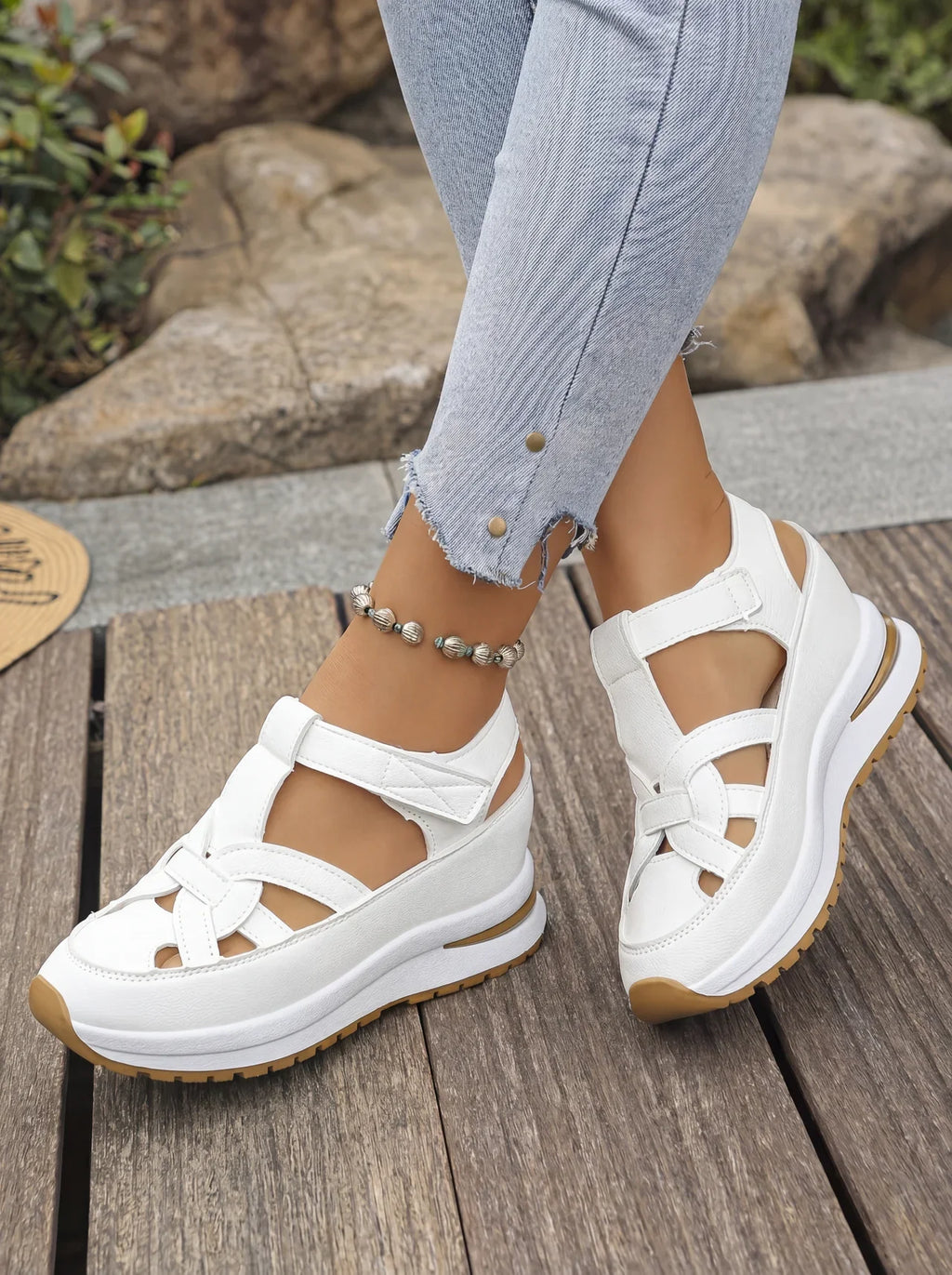 Duna - Comfortable wedge sandals for women
