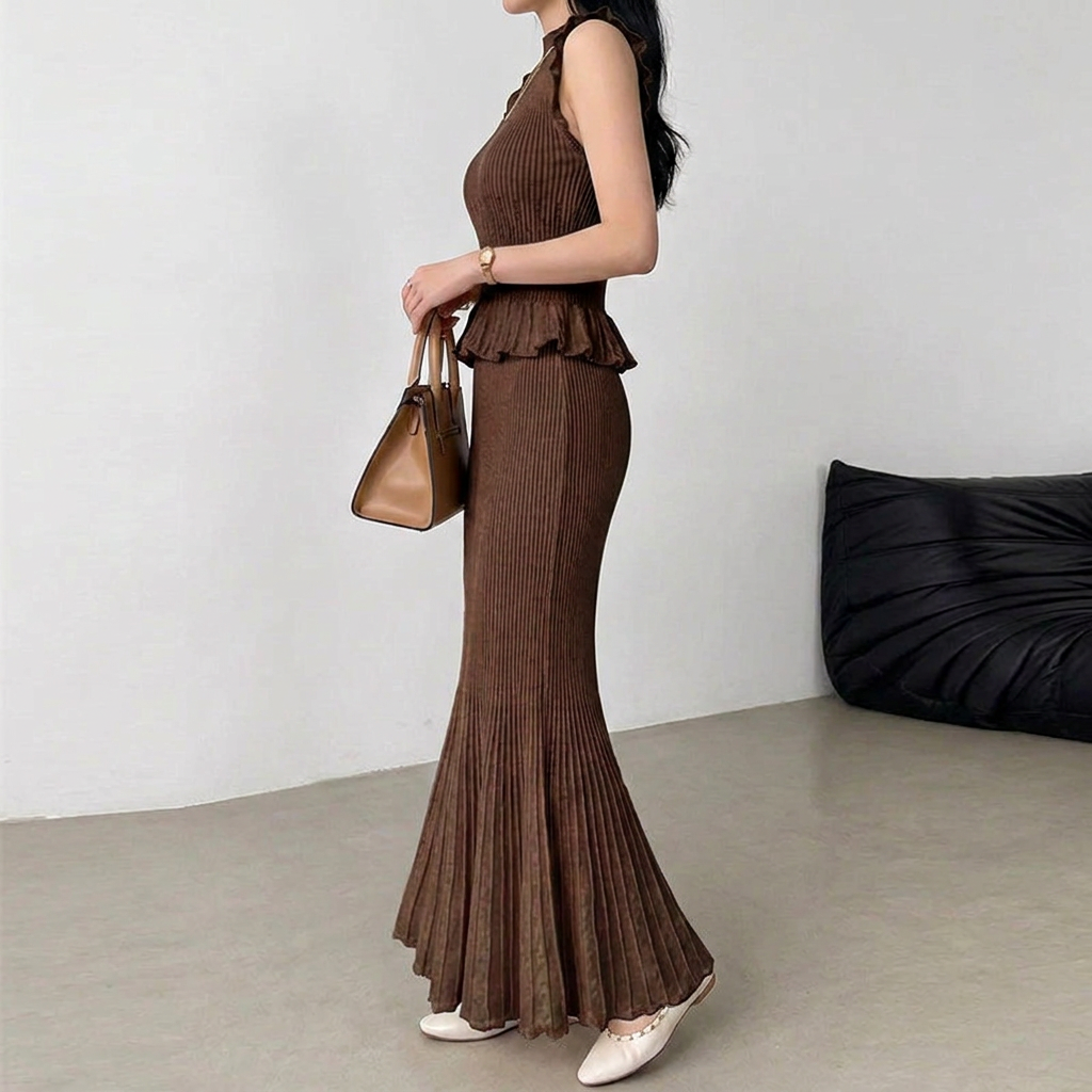 Léonie - Two Piece Ruffle Fishtail Knit Set