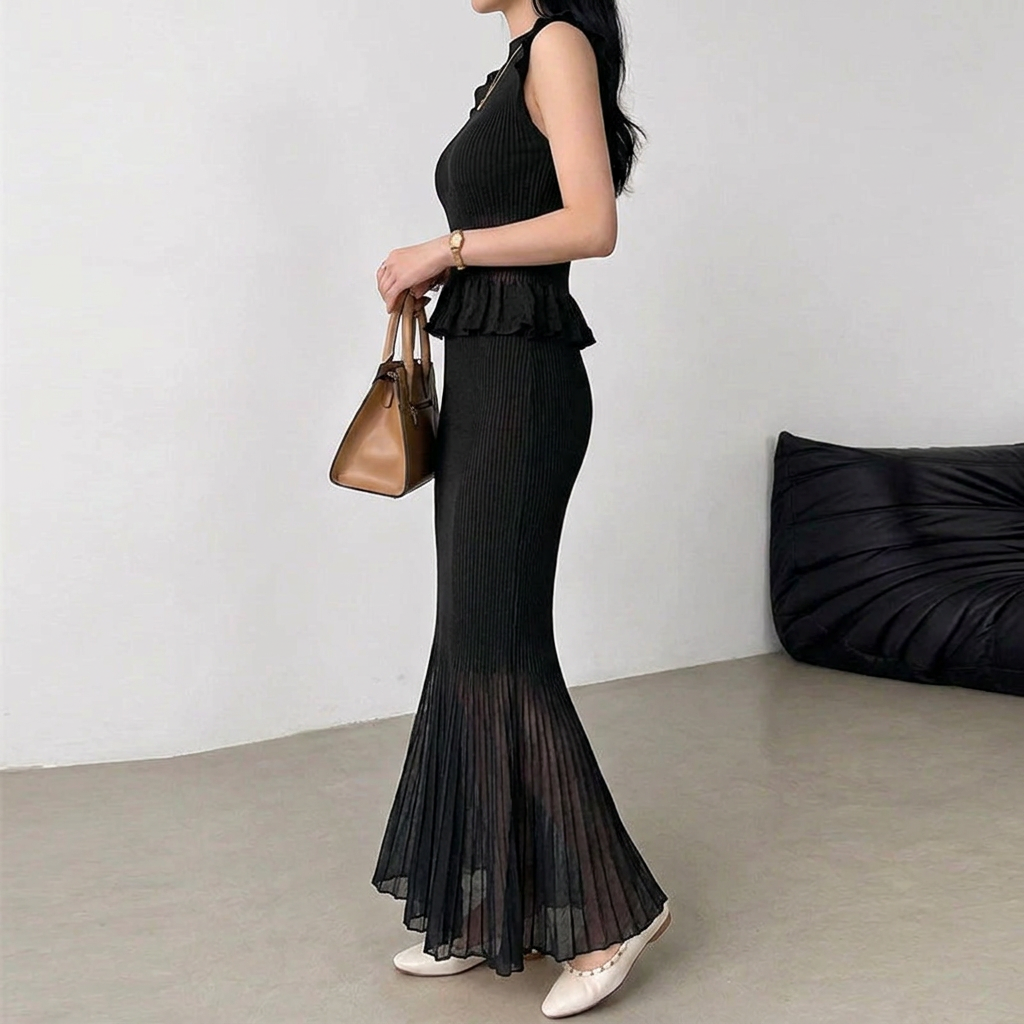 Léonie - Two Piece Ruffle Fishtail Knit Set