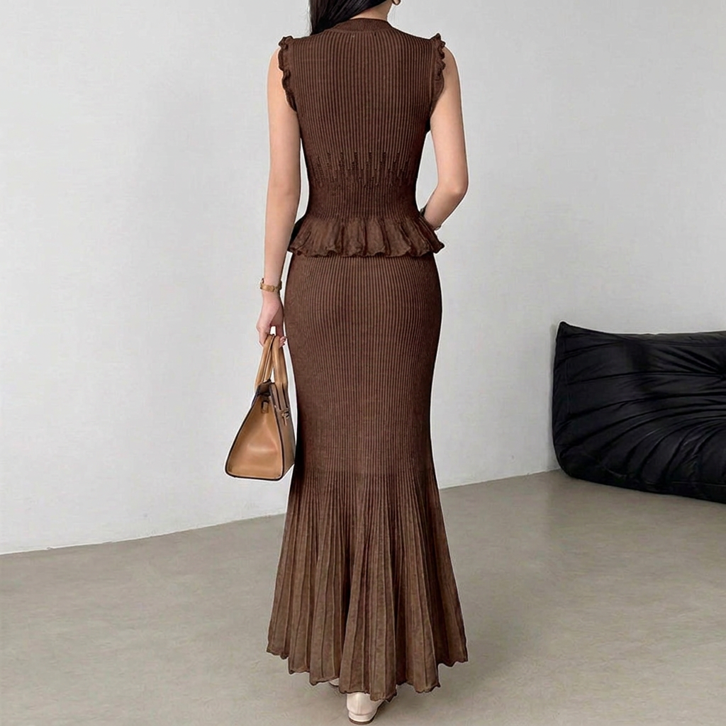 Léonie - Two Piece Ruffle Fishtail Knit Set