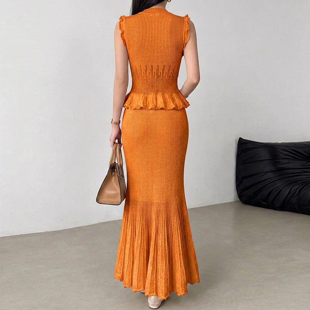 Léonie - Two Piece Ruffle Fishtail Knit Set